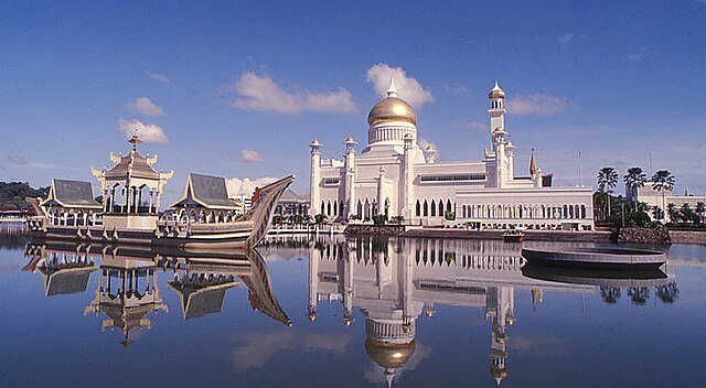 Sultan Omar Ali Saifuddin Mosque (Brunei)