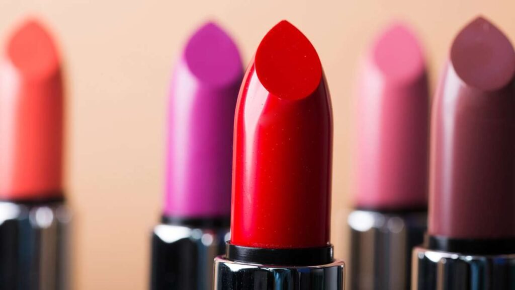 What shades are available in Moszacos Lipstick Moisturizing